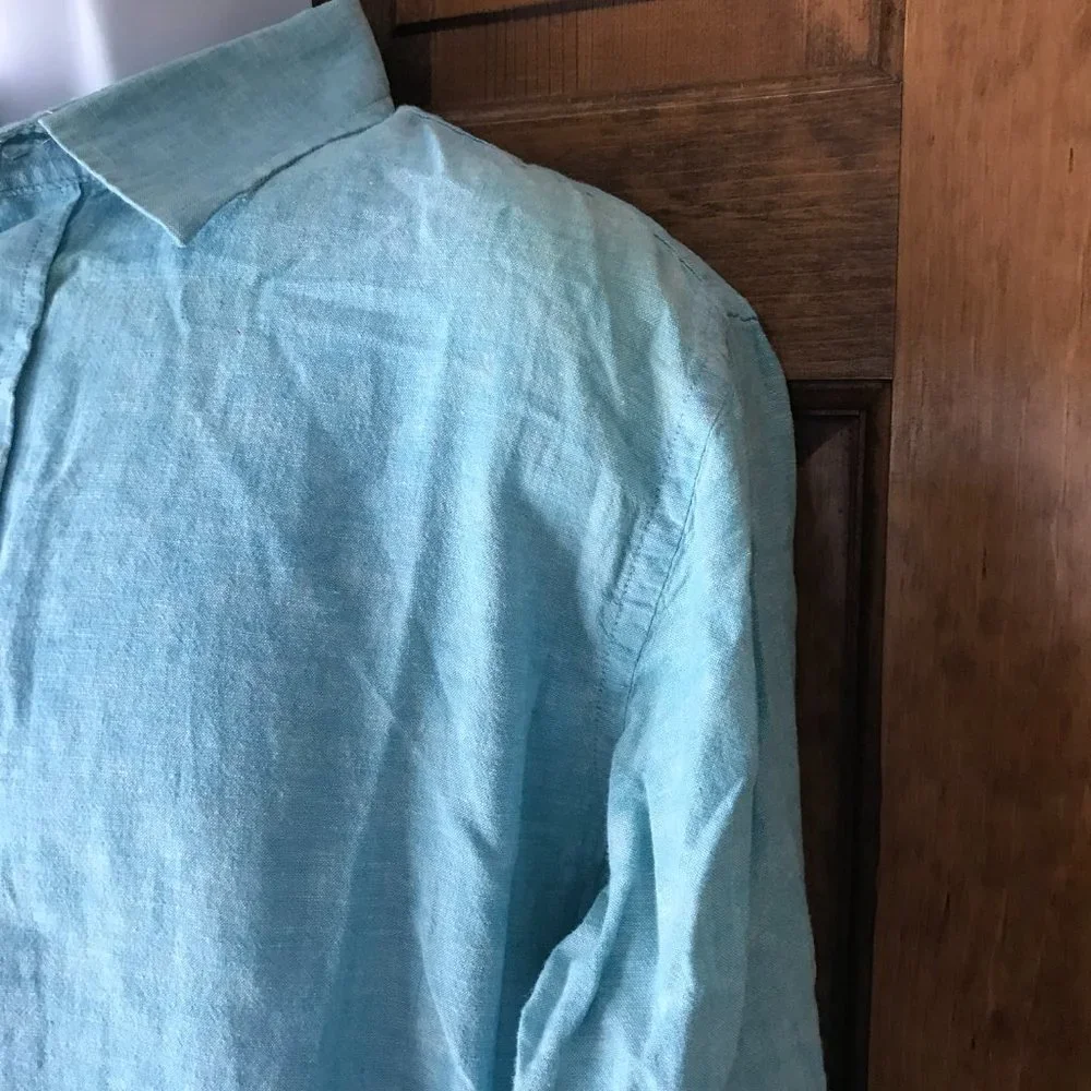 Banana Republic Teal Button-Down w/Convertible Sleeves Large